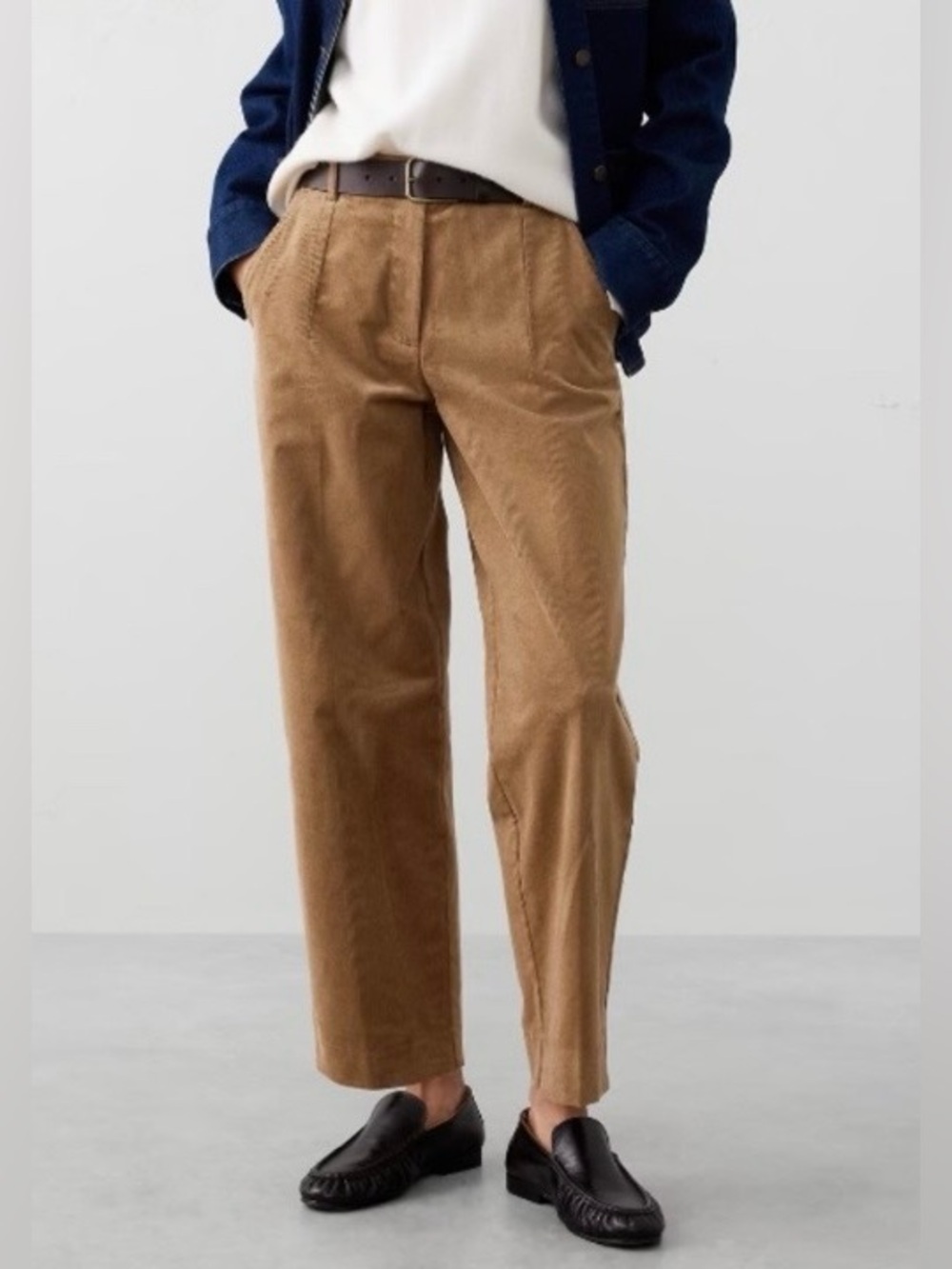 BANANA REPUBLIC